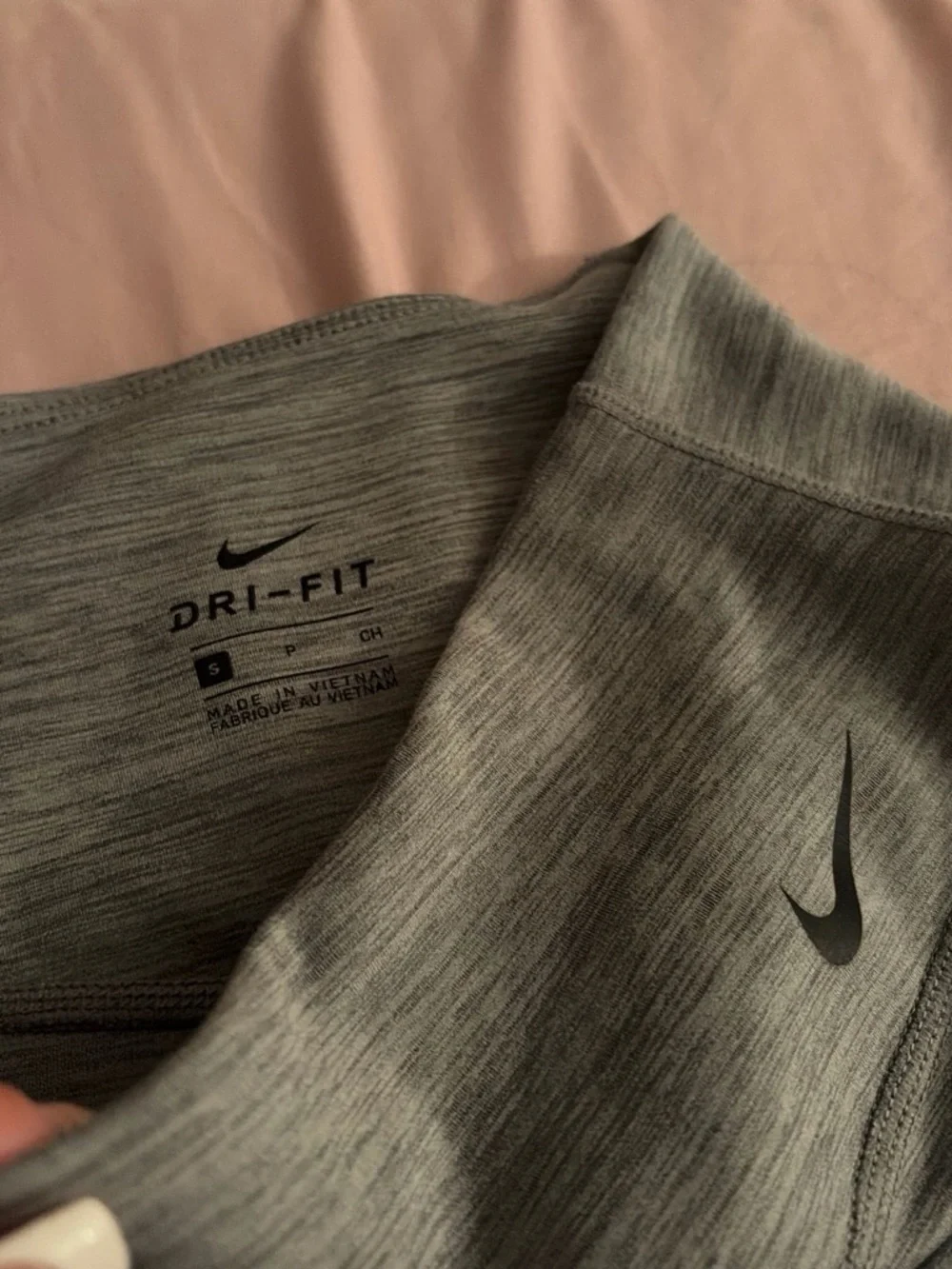 Nike Women's Heather Gray High-Rise Bike Shorts